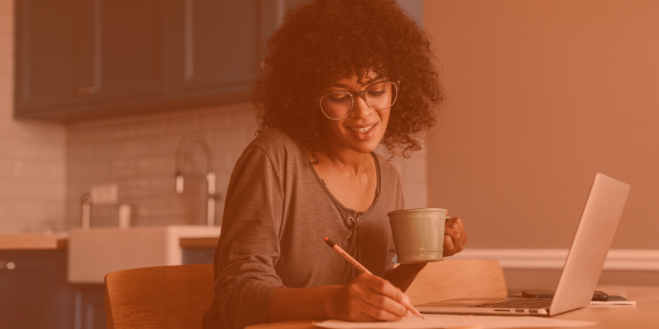 4 core skills you may already have to become a virtual assistant with Virtual Gurus, showing a Black woman working from home confidently.